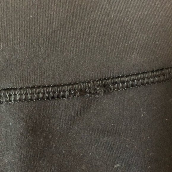 Lululemon size 4 leggings (31 length) - Picture 4 of 4